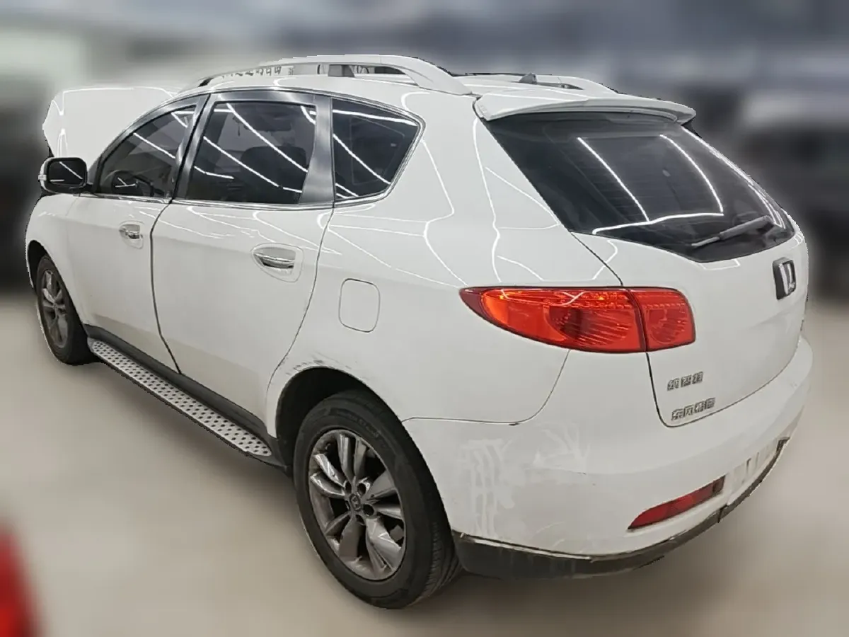 2013 Hyundai Santafe 2.4L 189HP L4 6AT,autocango,china used car exporter,china ev exporter,chinese used car exporter,chinese used ev exporter