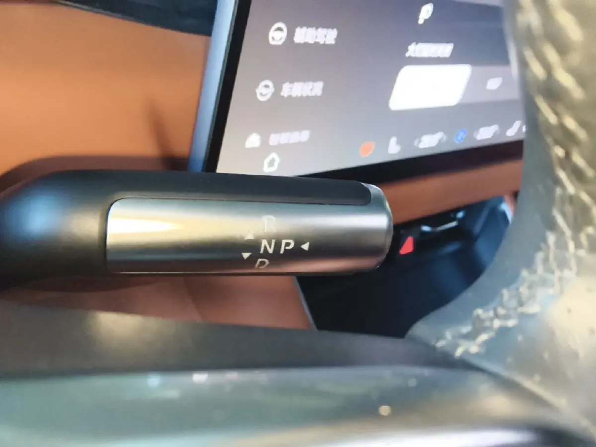 2025 AITO AITO M5 1.5T 152HP L4 REEV 42KWH,autocango,china used car exporter,china ev exporter,chinese used car exporter,chinese used ev exporter