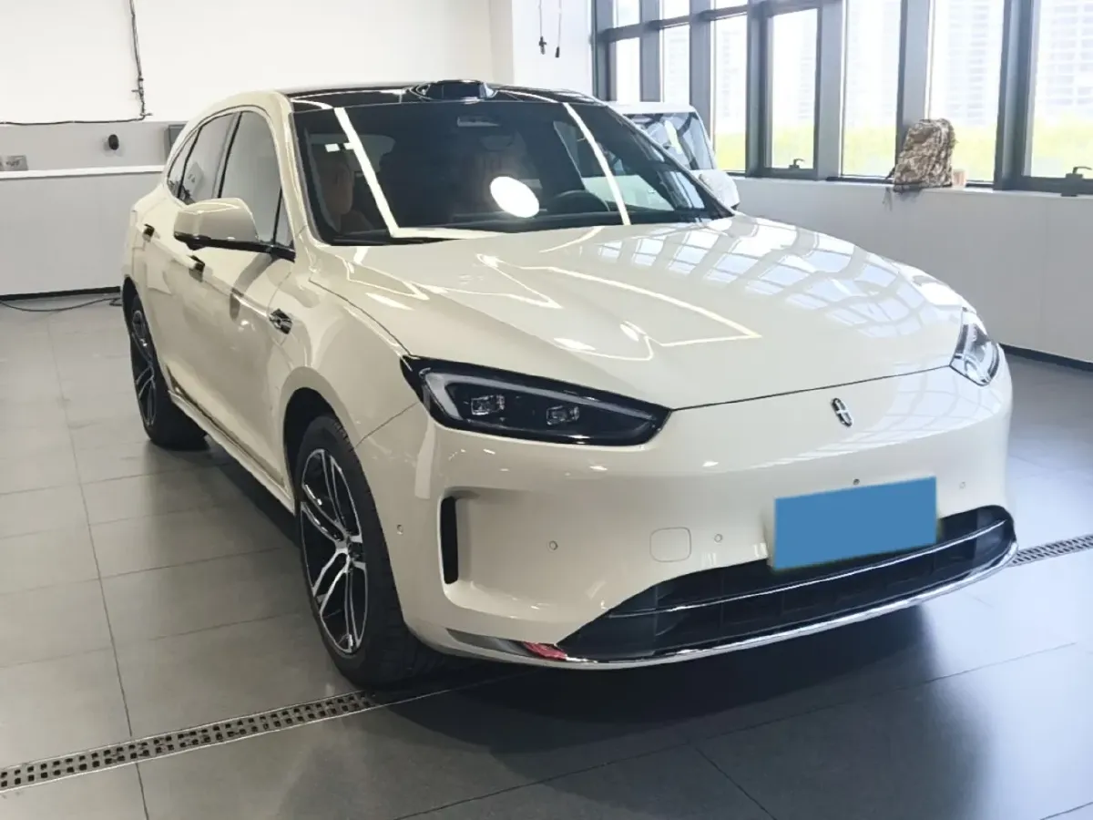 2025 AITO AITO M5 1.5T 152HP L4 REEV 42KWH,autocango,china used car exporter,china ev exporter,chinese used car exporter,chinese used ev exporter