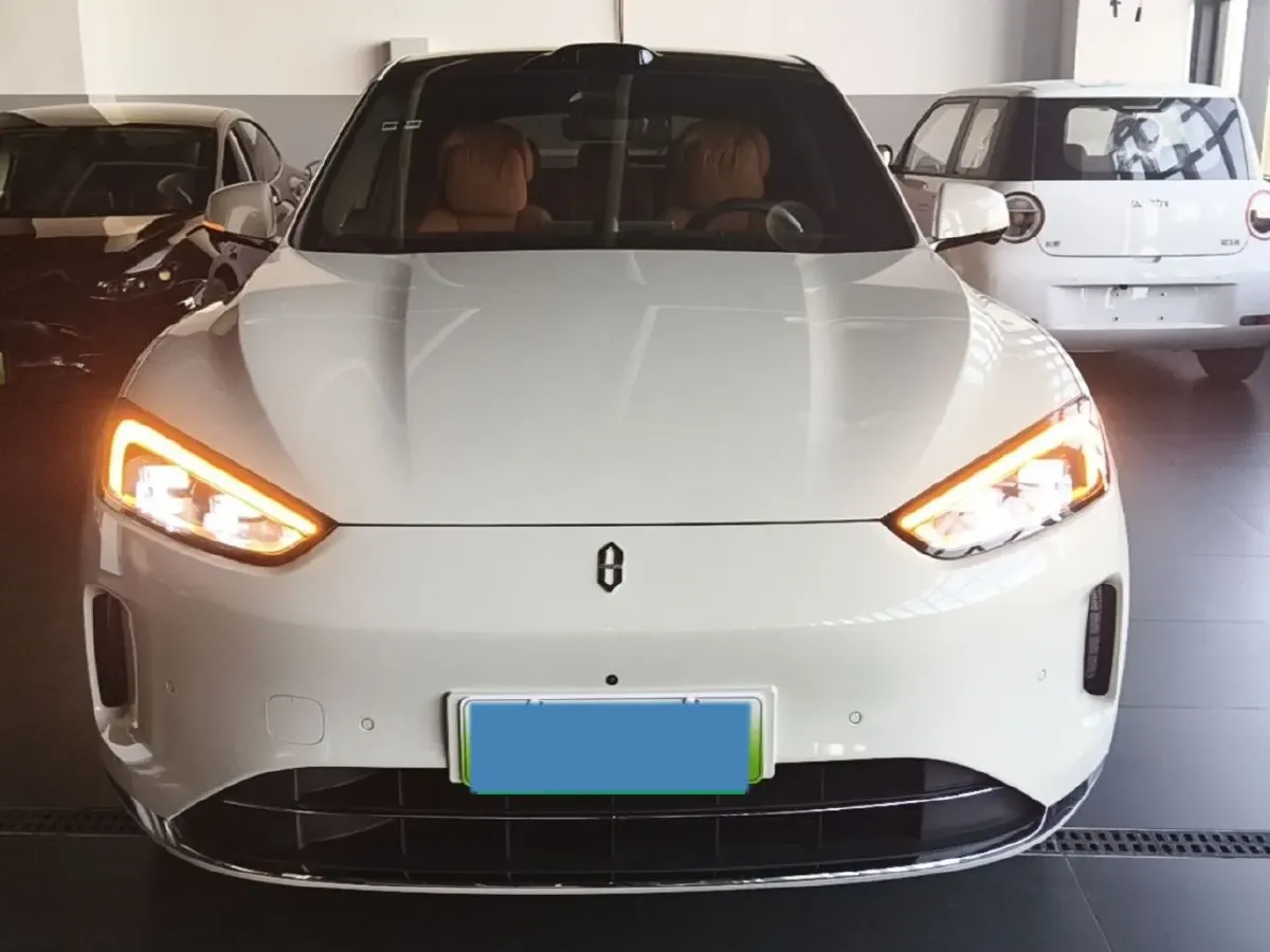 2025 AITO AITO M5 1.5T 152HP L4 REEV 42KWH,autocango,china used car exporter,china ev exporter,chinese used car exporter,chinese used ev exporter