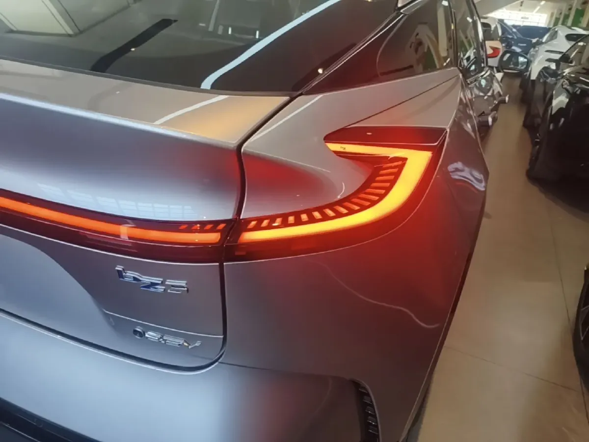 2025 Toyota bZ5 BEV,autocango,china used car exporter,china ev exporter,chinese used car exporter,chinese used ev exporter