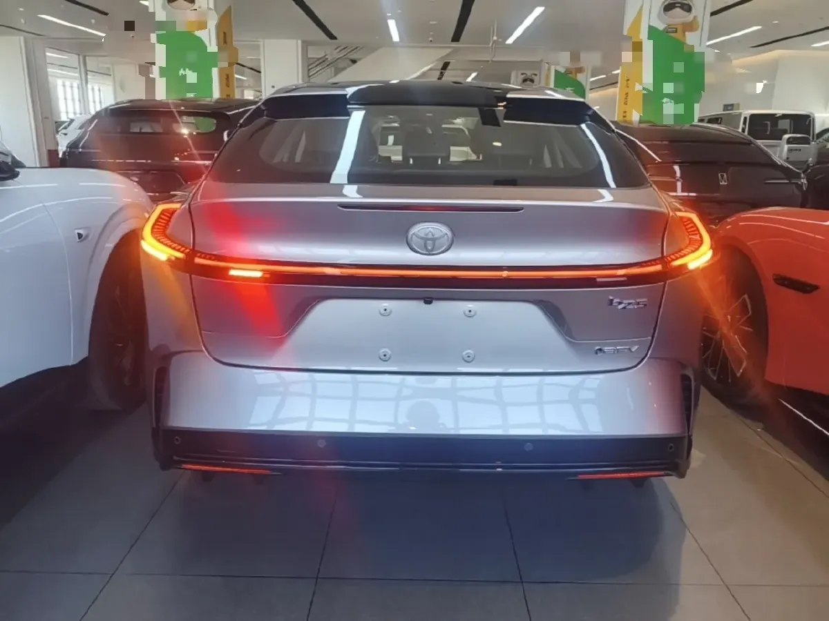 2025 Toyota bZ5 BEV,autocango,china used car exporter,china ev exporter,chinese used car exporter,chinese used ev exporter