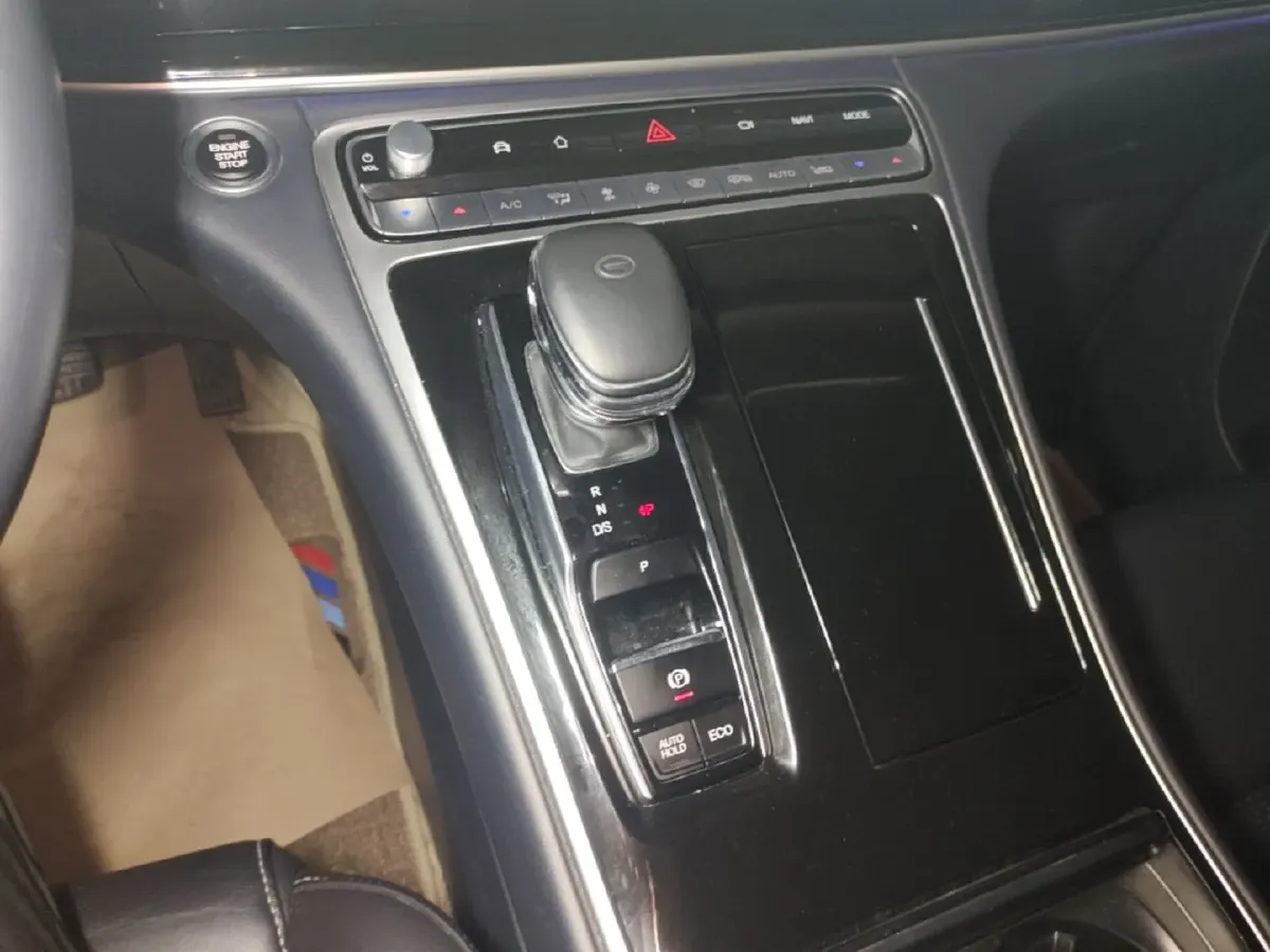 2023 Audi Q2L 1.5T 160HP L4 7DCT,autocango,china used car exporter,china ev exporter,chinese used car exporter,chinese used ev exporter