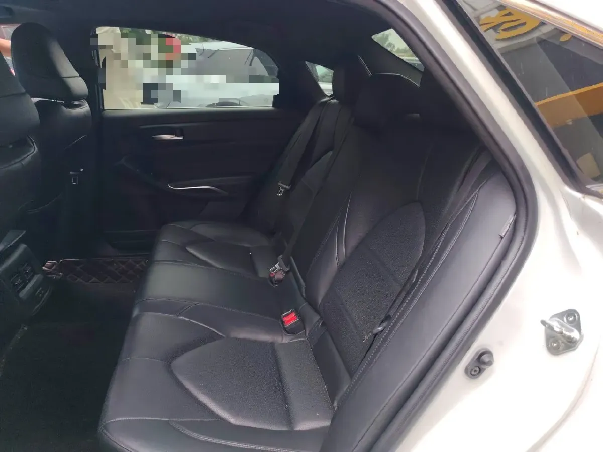 2022 Toyota Avalon 2.5L 209HP L4 8AT,autocango,china used car exporter,china ev exporter,chinese used car exporter,chinese used ev exporter
