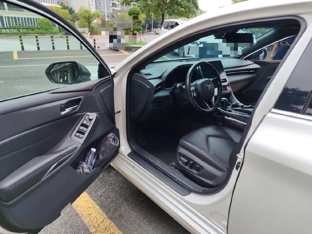 2022 Toyota Avalon 2.5L 209HP L4 8AT,autocango,china used car exporter,china ev exporter,chinese used car exporter,chinese used ev exporter