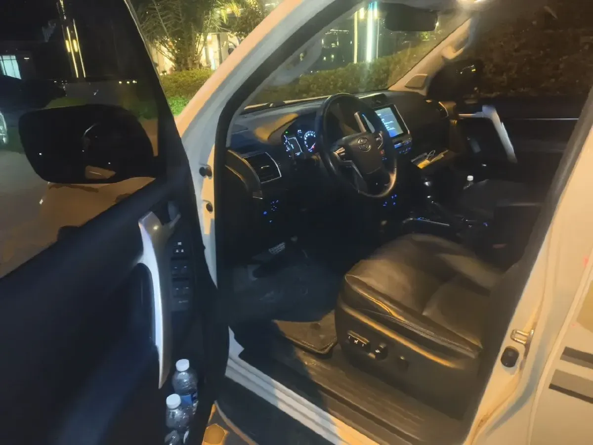 2018 Toyota Land Cruiser Prado 3.5L 280HP V6 6AT,autocango,china used car exporter,china ev exporter,chinese used car exporter,chinese used ev exporter