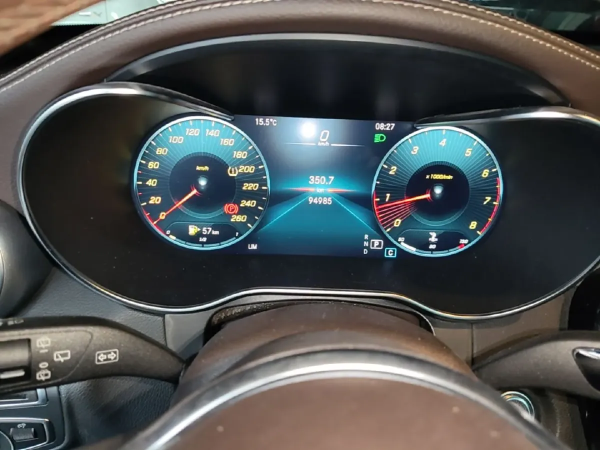 2021 Mercedes-Benz GLC Class 2.0T 197HP L4 9AT,autocango,china used car exporter,china ev exporter,chinese used car exporter,chinese used ev exporter