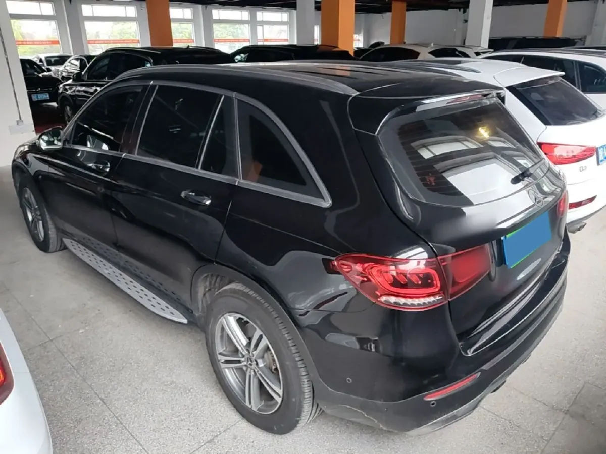 2021 Mercedes-Benz GLC Class 2.0T 197HP L4 9AT,autocango,china used car exporter,china ev exporter,chinese used car exporter,chinese used ev exporter