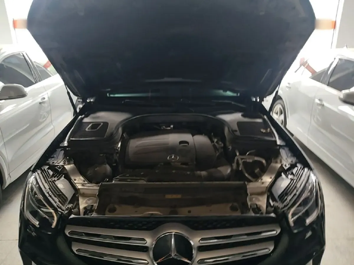 2021 Mercedes-Benz GLC Class 2.0T 197HP L4 9AT,autocango,china used car exporter,china ev exporter,chinese used car exporter,chinese used ev exporter