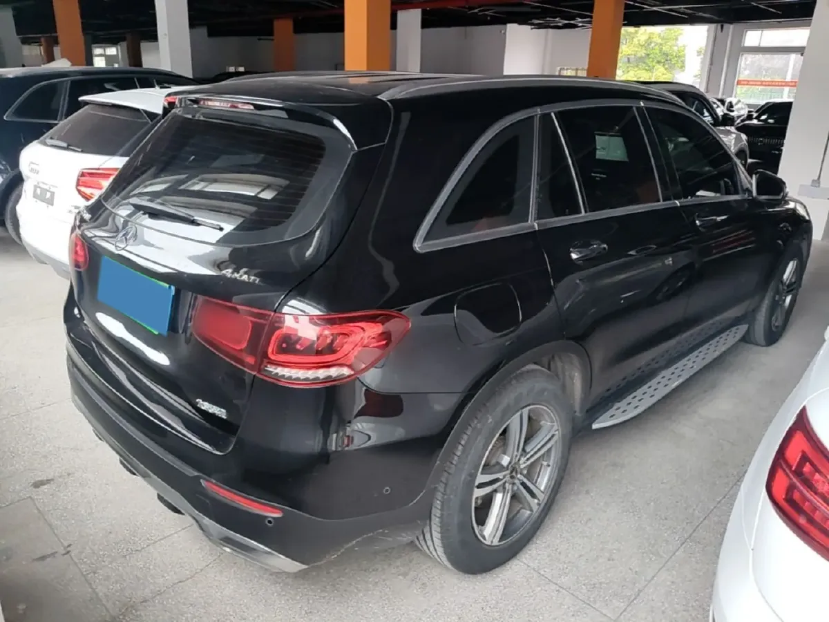 2021 Mercedes-Benz GLC Class 2.0T 197HP L4 9AT,autocango,china used car exporter,china ev exporter,chinese used car exporter,chinese used ev exporter