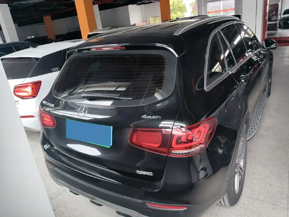 2021 Mercedes-Benz GLC Class 2.0T 197HP L4 9AT,autocango,china used car exporter,china ev exporter,chinese used car exporter,chinese used ev exporter