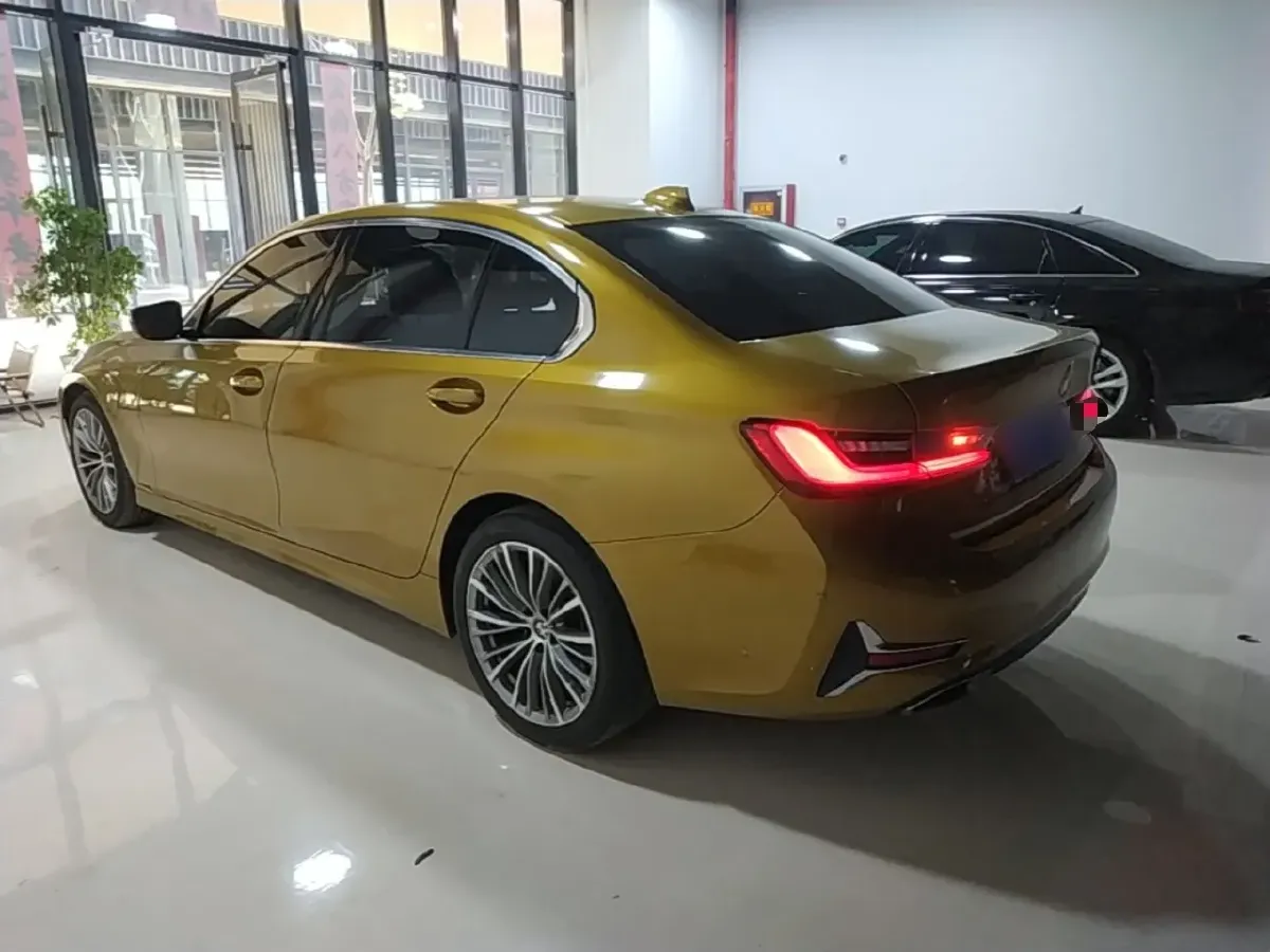 2020 BMW 3 Series 2.0T 184HP L4 8AT,autocango,china used car exporter,china ev exporter,chinese used car exporter,chinese used ev exporter