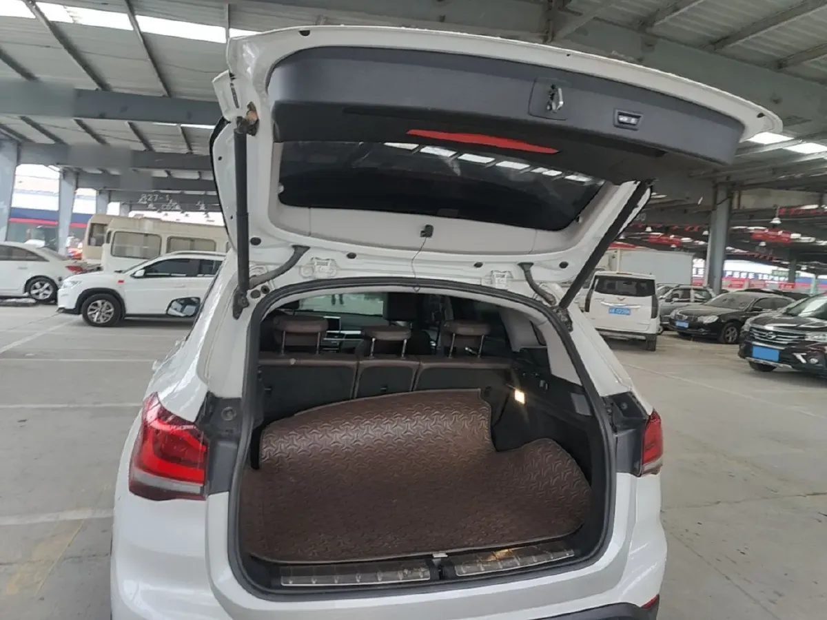 2020 BMW X1 1.5T 140HP L3 7DCT,autocango,china used car exporter,china ev exporter,chinese used car exporter,chinese used ev exporter