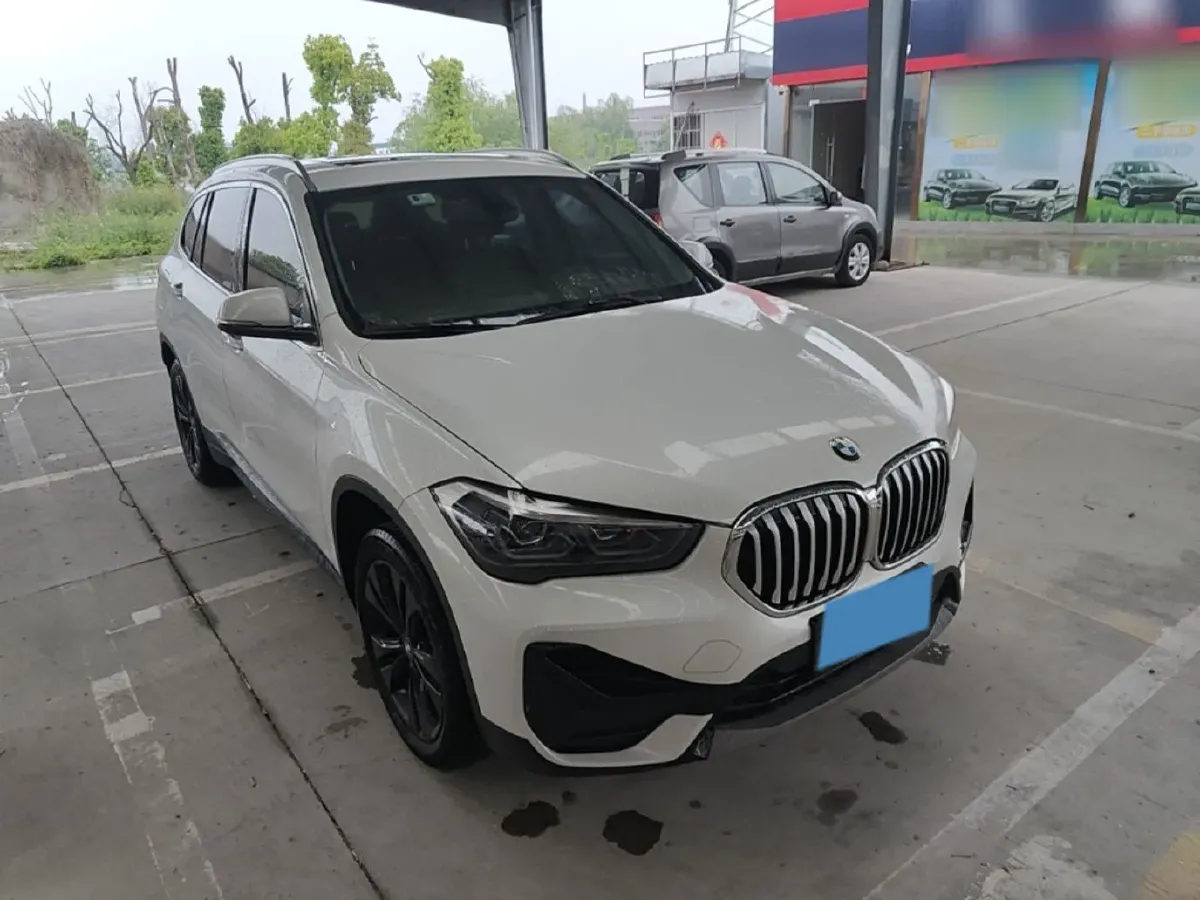 2020 BMW X1 1.5T 140HP L3 7DCT,autocango,china used car exporter,china ev exporter,chinese used car exporter,chinese used ev exporter