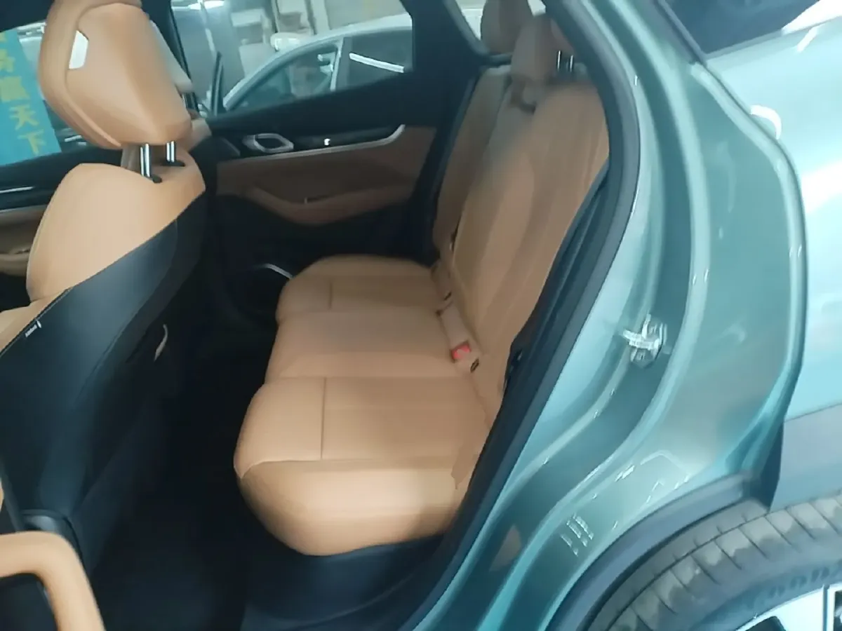 2025 Geely StarRay 1.5T 181HP L4 7DCT,autocango,china used car exporter,china ev exporter,chinese used car exporter,chinese used ev exporter