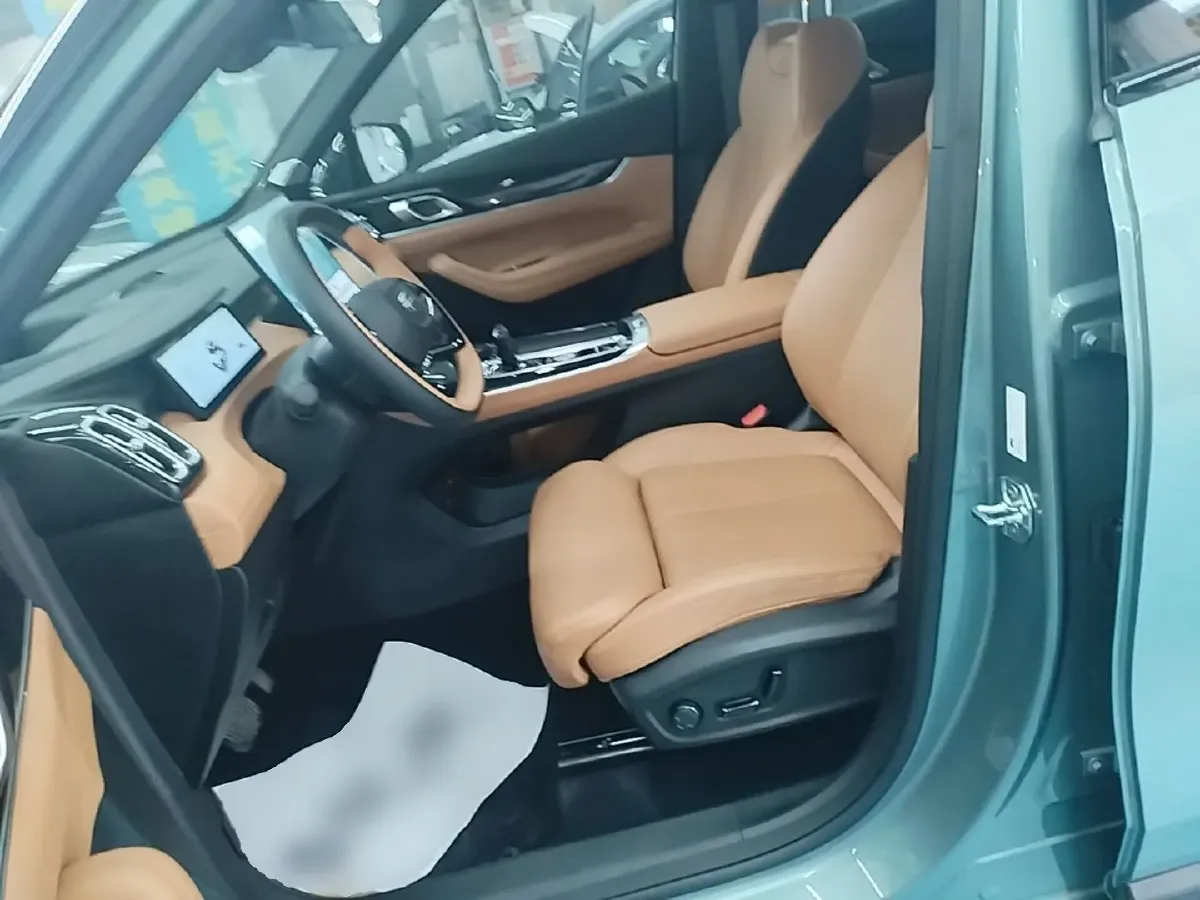 2025 Geely StarRay 1.5T 181HP L4 7DCT,autocango,china used car exporter,china ev exporter,chinese used car exporter,chinese used ev exporter