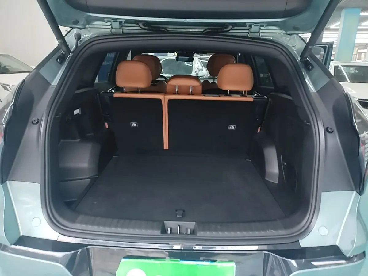 2025 Geely StarRay 1.5T 181HP L4 7DCT,autocango,china used car exporter,china ev exporter,chinese used car exporter,chinese used ev exporter