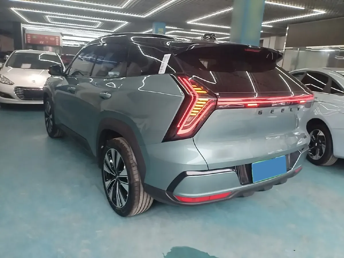 2025 Geely StarRay 1.5T 181HP L4 7DCT,autocango,china used car exporter,china ev exporter,chinese used car exporter,chinese used ev exporter