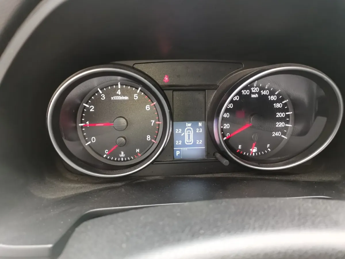 2021 Haval M6 1.5T 150HP L4 7DCT,autocango,china used car exporter,china ev exporter,chinese used car exporter,chinese used ev exporter