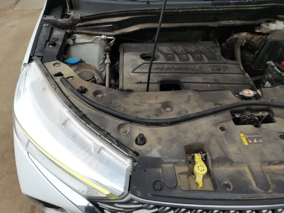 2021 Haval M6 1.5T 150HP L4 7DCT,autocango,china used car exporter,china ev exporter,chinese used car exporter,chinese used ev exporter