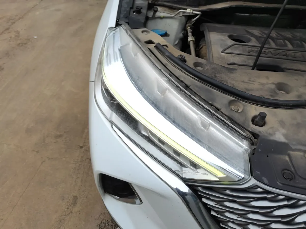 2021 Haval M6 1.5T 150HP L4 7DCT,autocango,china used car exporter,china ev exporter,chinese used car exporter,chinese used ev exporter