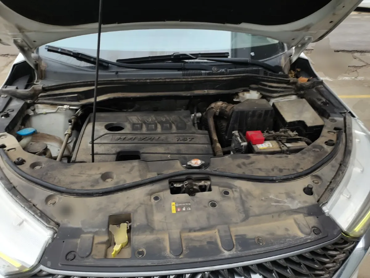 2021 Haval M6 1.5T 150HP L4 7DCT,autocango,china used car exporter,china ev exporter,chinese used car exporter,chinese used ev exporter