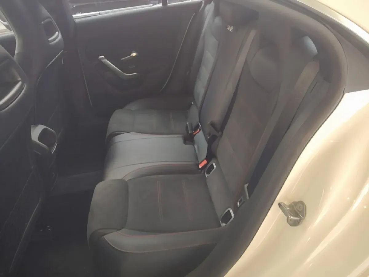 2021 Mercedes-Benz CLA Class 1.3T 163HP L4 7DCT,autocango,china used car exporter,china ev exporter,chinese used car exporter,chinese used ev exporter