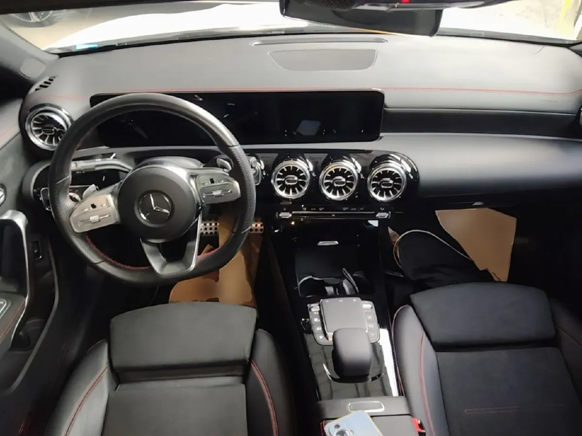 2021 Mercedes-Benz CLA Class 1.3T 163HP L4 7DCT,autocango,china used car exporter,china ev exporter,chinese used car exporter,chinese used ev exporter