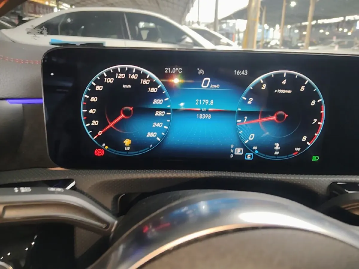 2021 Mercedes-Benz CLA Class 1.3T 163HP L4 7DCT,autocango,china used car exporter,china ev exporter,chinese used car exporter,chinese used ev exporter