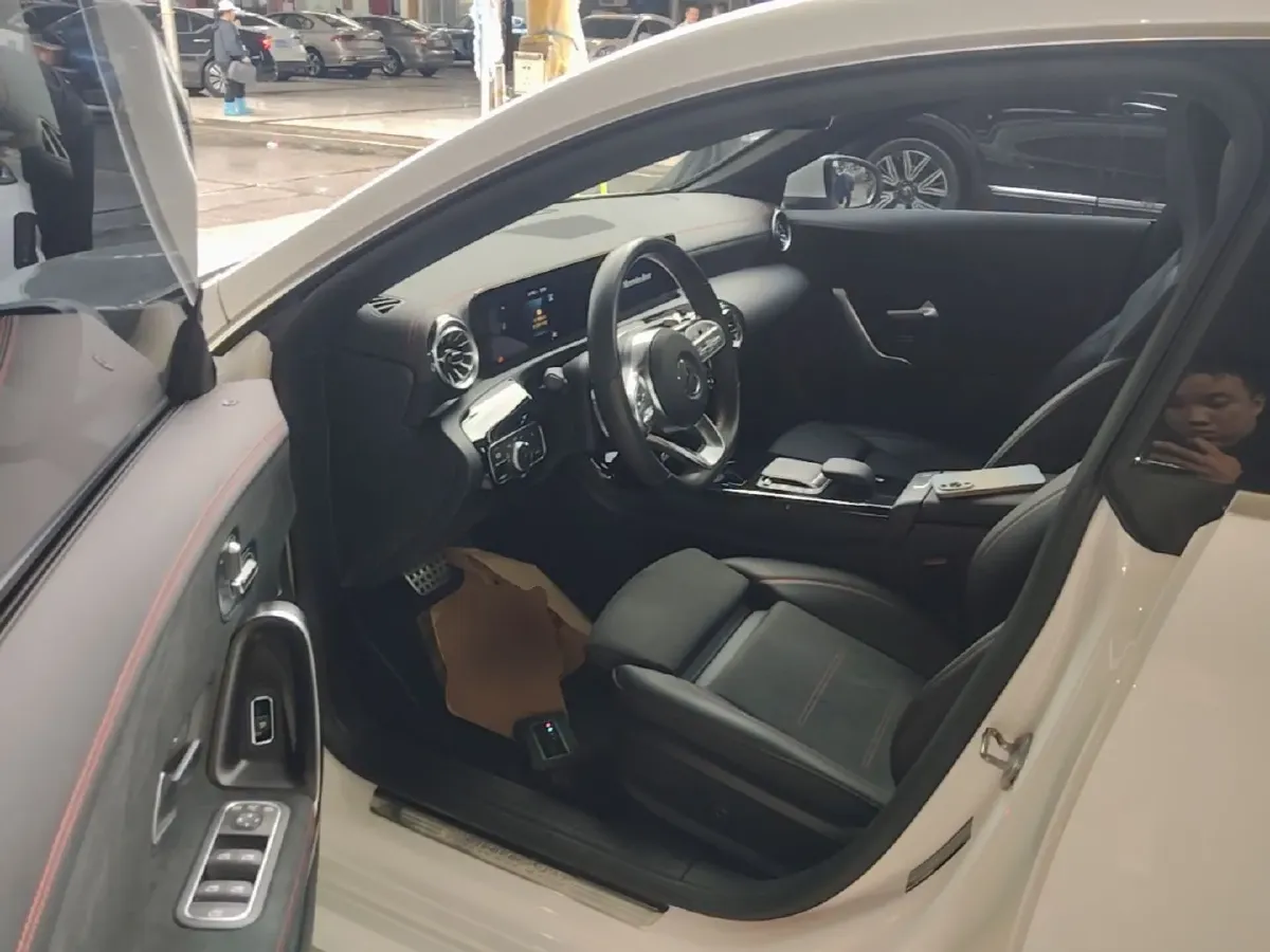 2021 Mercedes-Benz CLA Class 1.3T 163HP L4 7DCT,autocango,china used car exporter,china ev exporter,chinese used car exporter,chinese used ev exporter