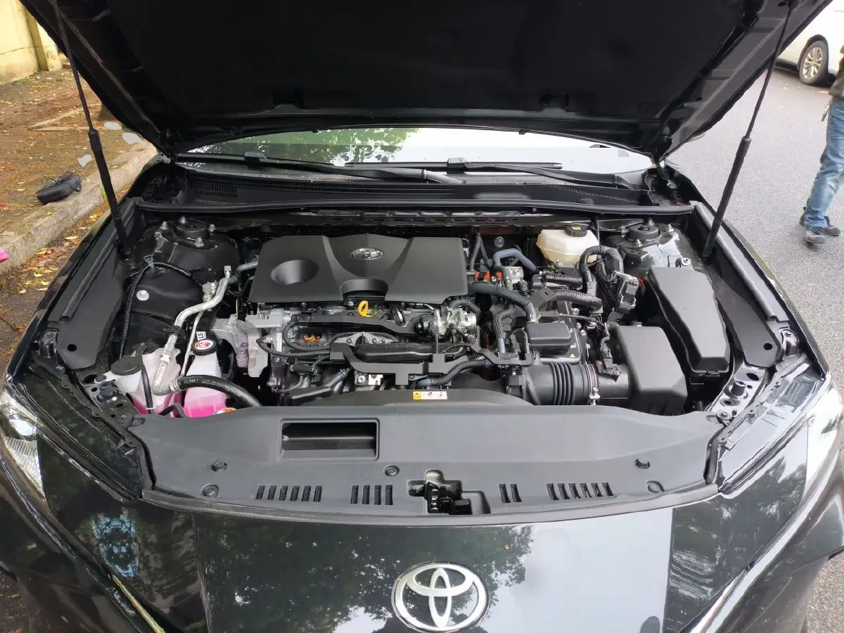 2024 Toyota Camry 2.0L 152HP L4 E-CVT Hybrid,autocango,china used car exporter,china ev exporter,chinese used car exporter,chinese used ev exporter