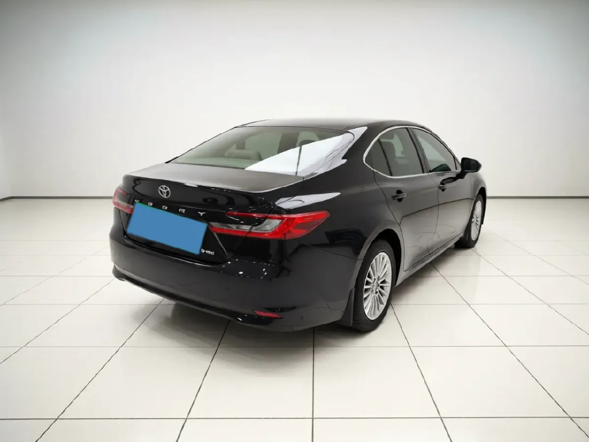 2024 Toyota Camry 2.0L 152HP L4 E-CVT Hybrid,autocango,china used car exporter,china ev exporter,chinese used car exporter,chinese used ev exporter