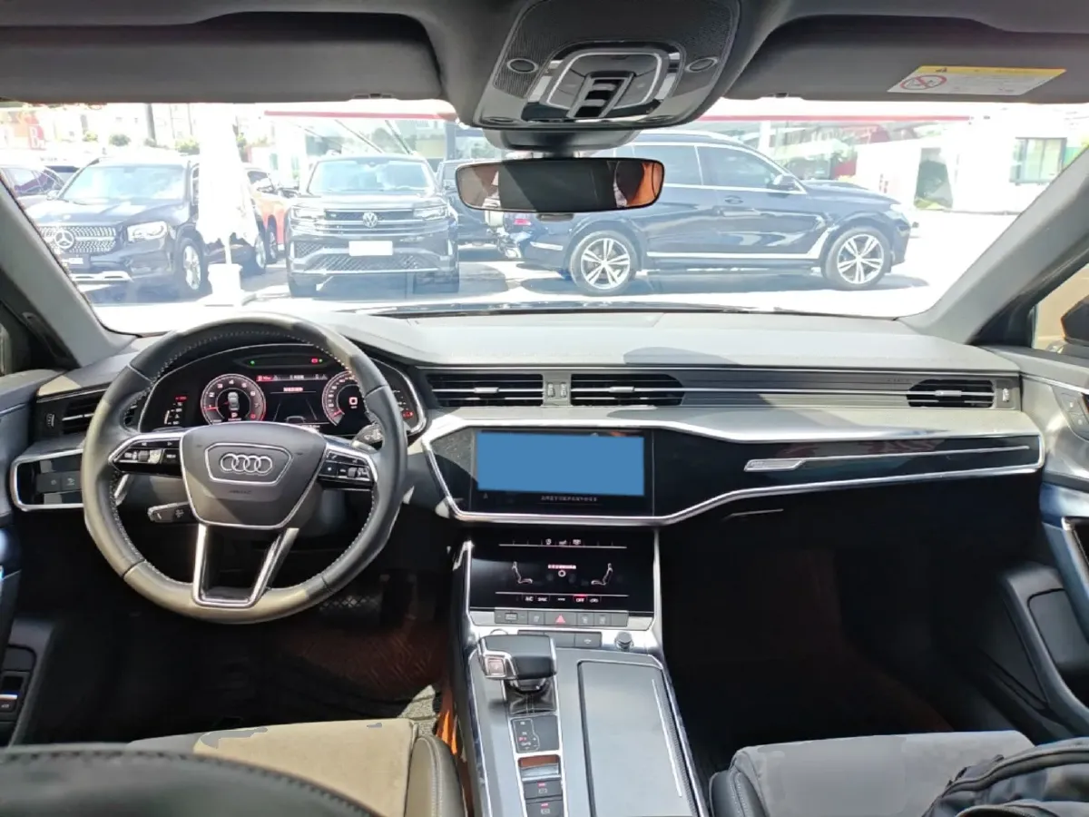 2019 Audi A6L 2.0T 224HP L4 7DCT,autocango,china used car exporter,china ev exporter,chinese used car exporter,chinese used ev exporter