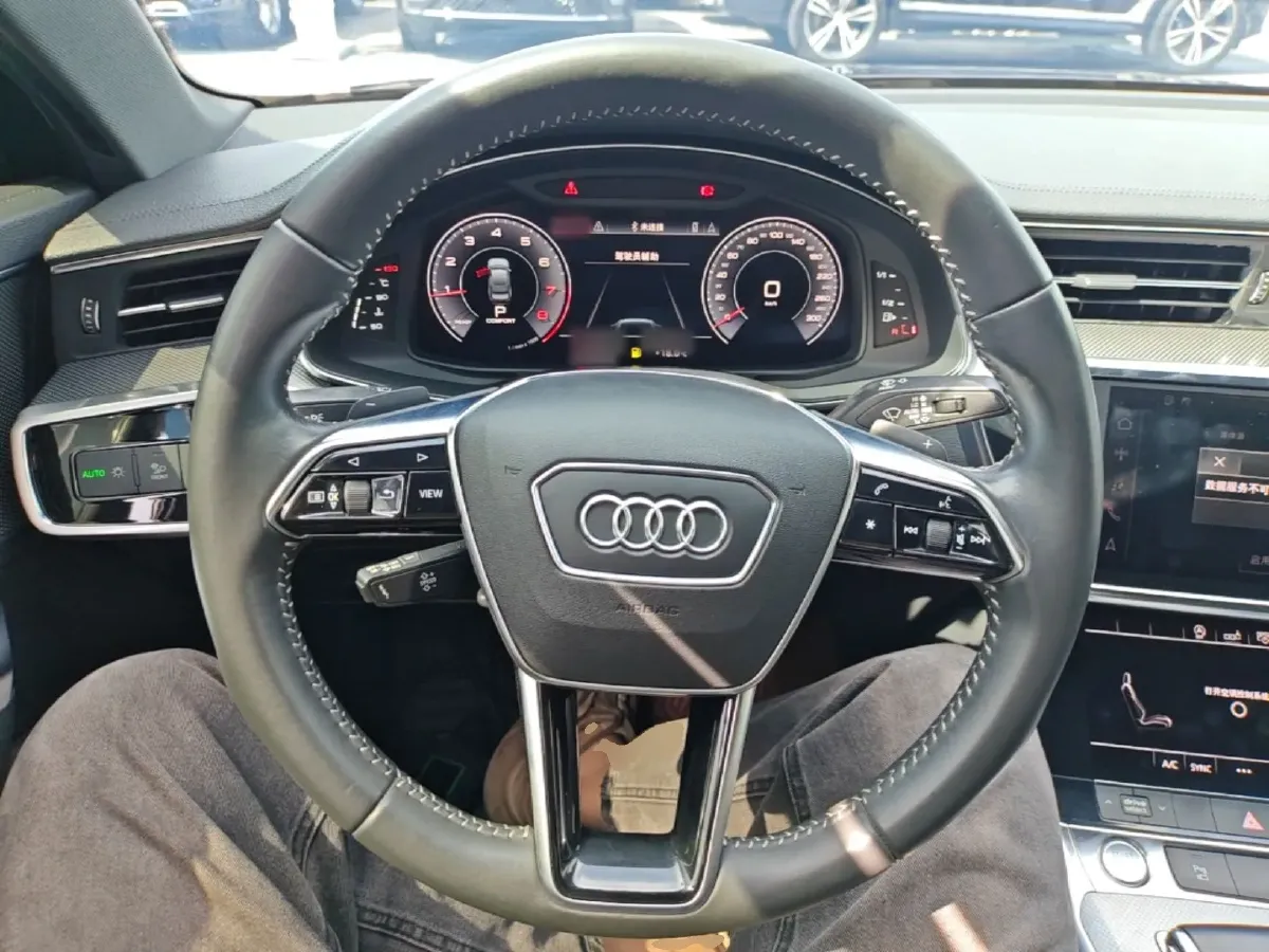 2019 Audi A6L 2.0T 224HP L4 7DCT,autocango,china used car exporter,china ev exporter,chinese used car exporter,chinese used ev exporter