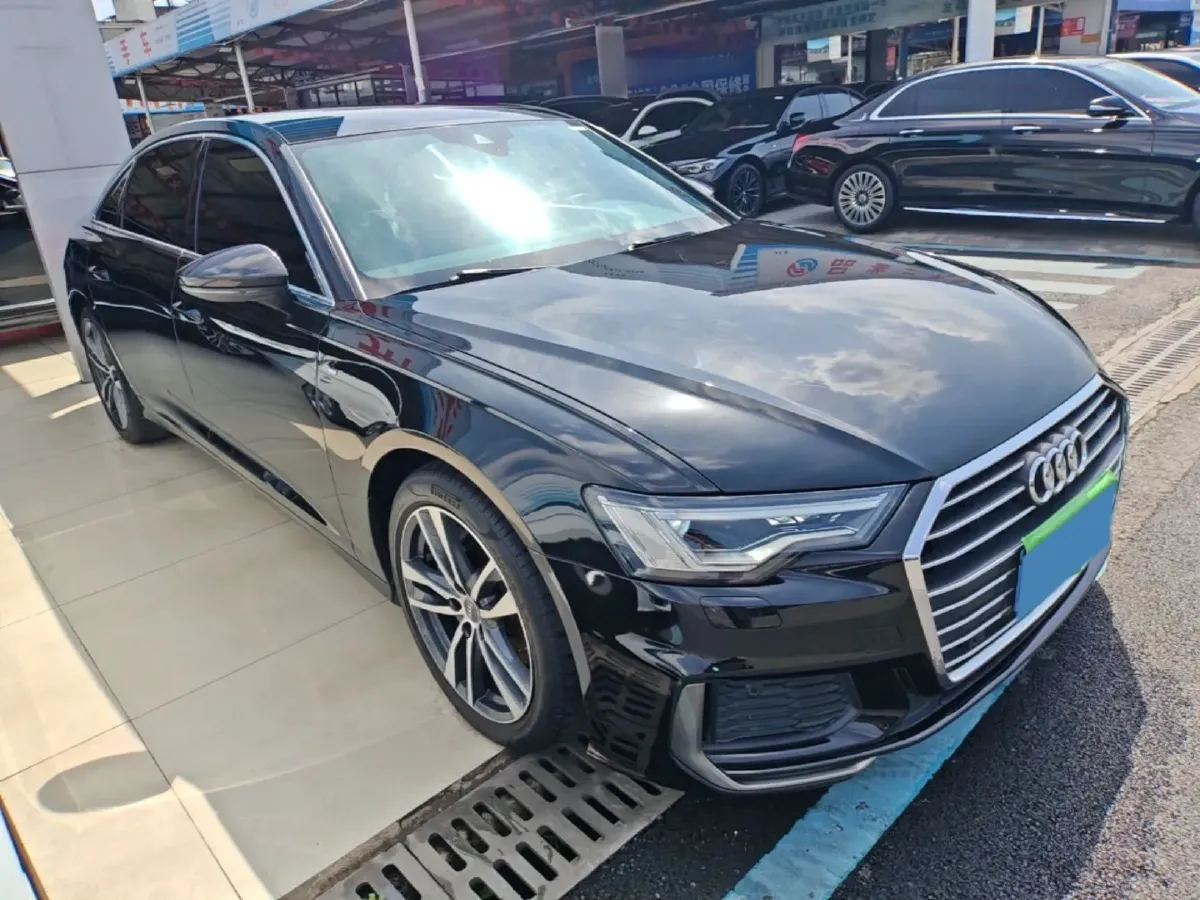 2019 Audi A6L 2.0T 224HP L4 7DCT,autocango,china used car exporter,china ev exporter,chinese used car exporter,chinese used ev exporter
