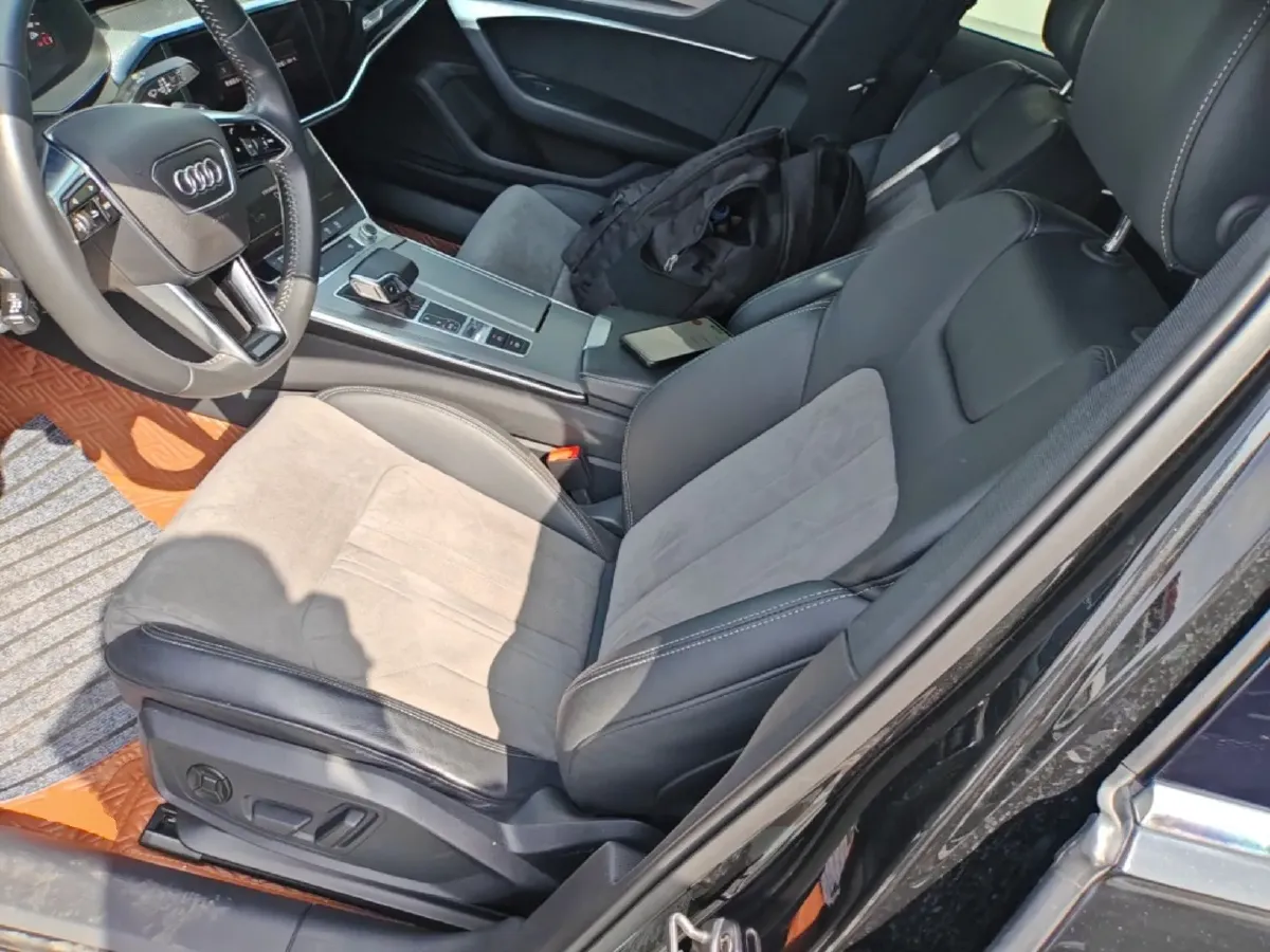 2019 Audi A6L 2.0T 224HP L4 7DCT,autocango,china used car exporter,china ev exporter,chinese used car exporter,chinese used ev exporter