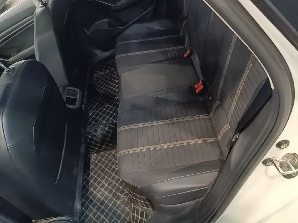 2021 Volkswagen T-Cross 1.4T 150HP L4 7DCT,autocango,china used car exporter,china ev exporter,chinese used car exporter,chinese used ev exporter