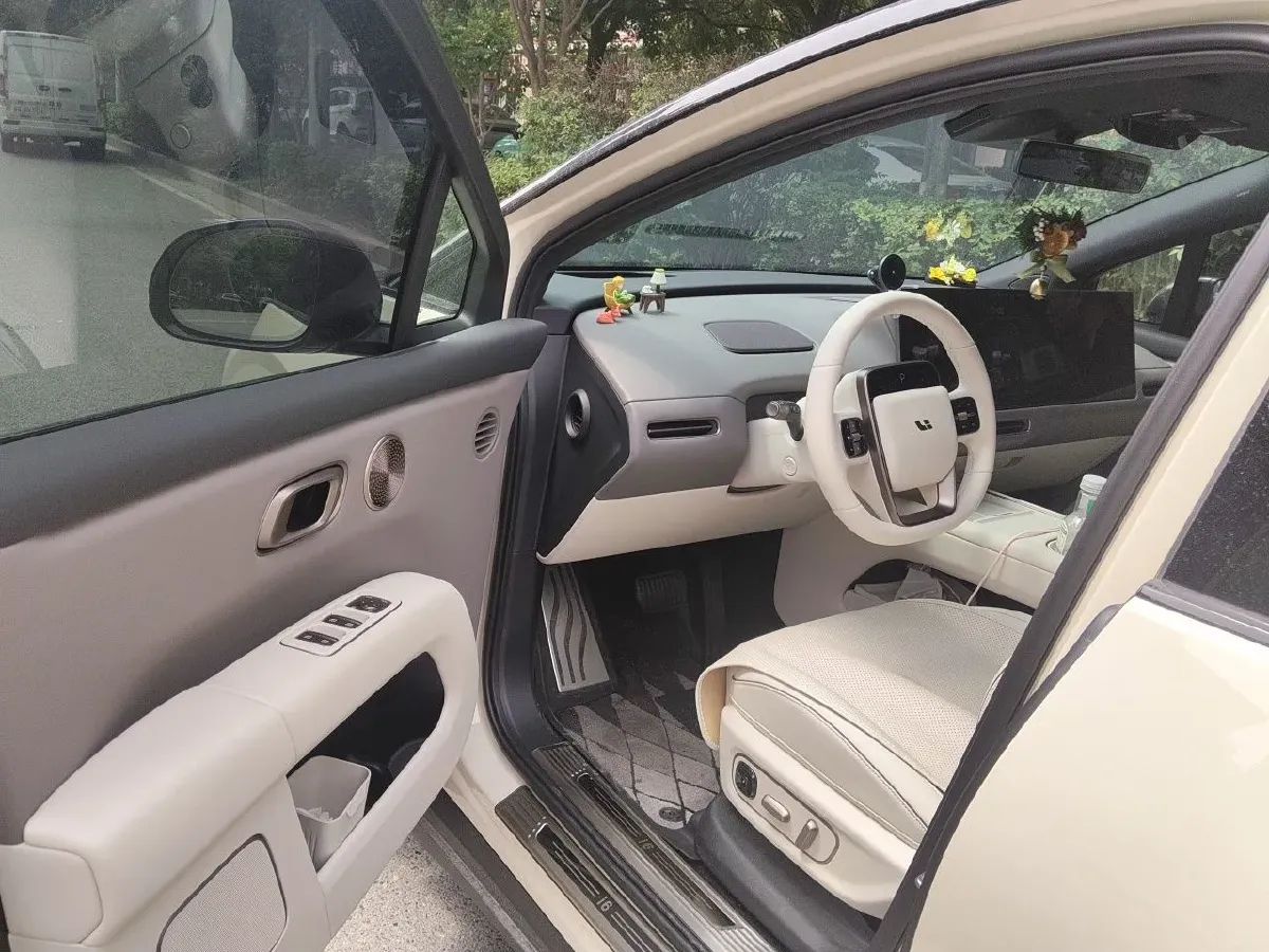 2025 Li i6 BEV,autocango,china used car exporter,china ev exporter,chinese used car exporter,chinese used ev exporter