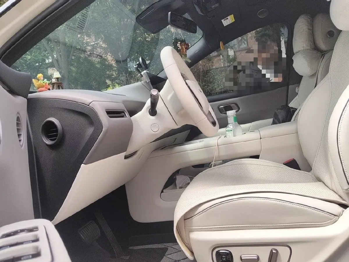 2025 Li i6 BEV,autocango,china used car exporter,china ev exporter,chinese used car exporter,chinese used ev exporter