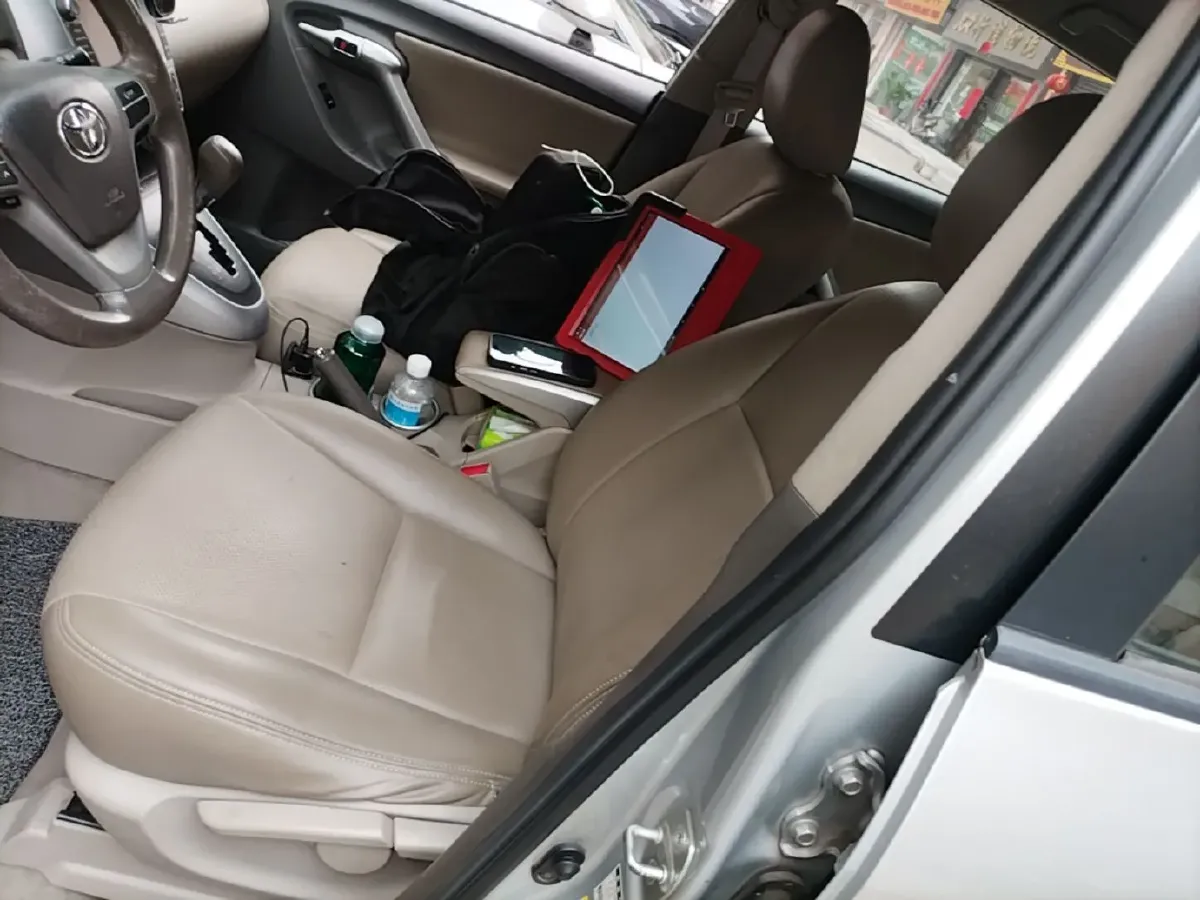 2011 Toyota Corolla 1.8L 140HP L4 CVT,autocango,china used car exporter,china ev exporter,chinese used car exporter,chinese used ev exporter