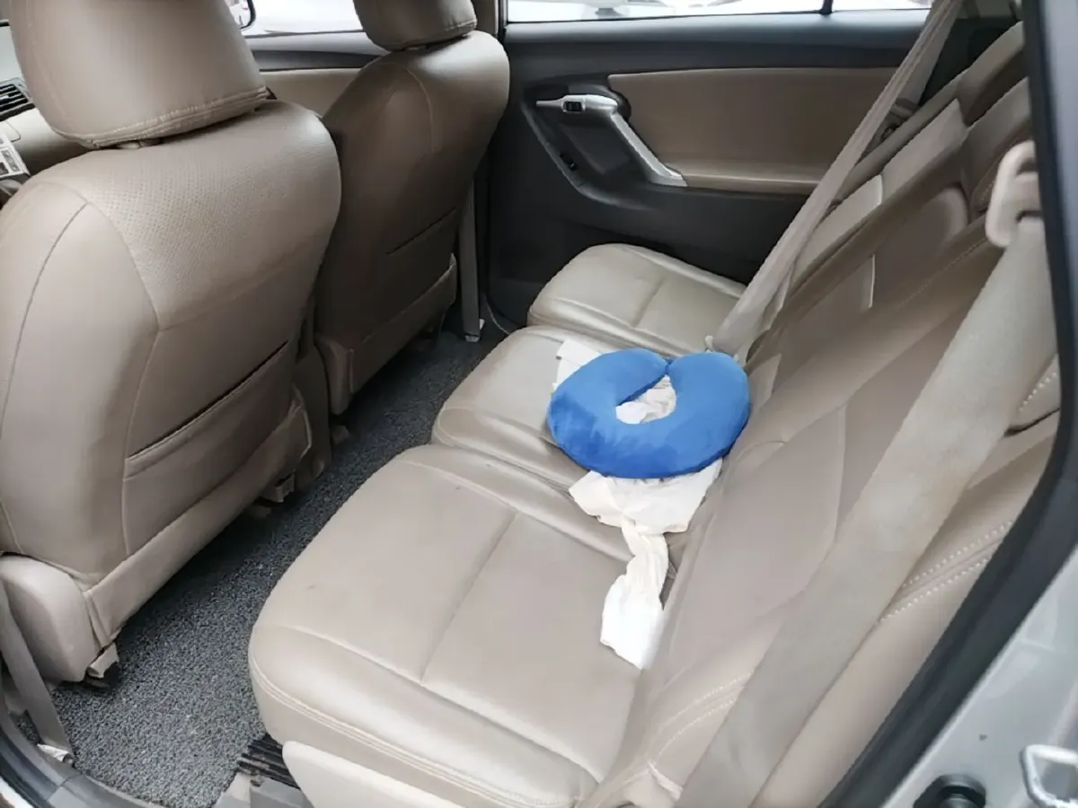 2011 Toyota Corolla 1.8L 140HP L4 CVT,autocango,china used car exporter,china ev exporter,chinese used car exporter,chinese used ev exporter