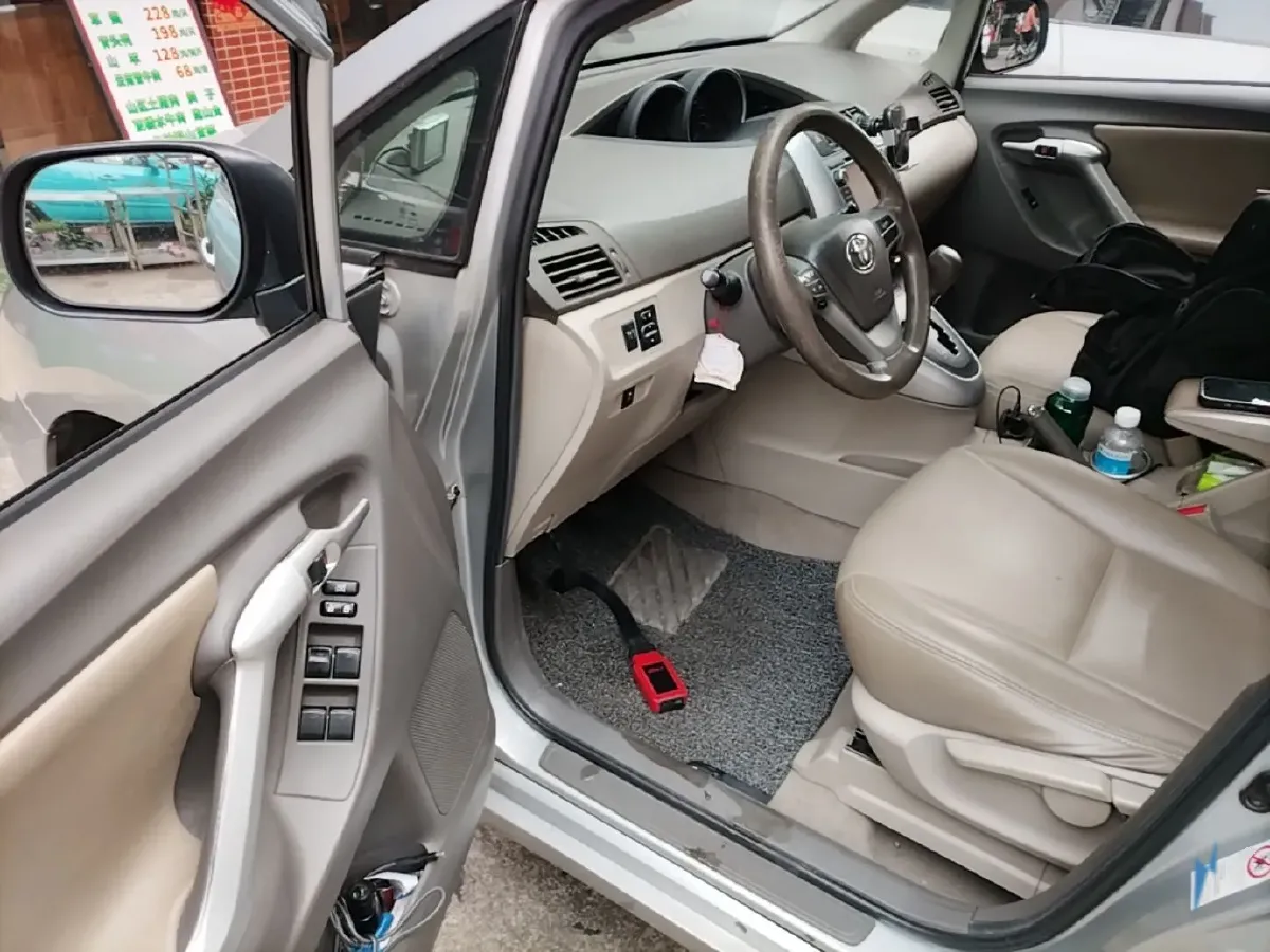 2011 Toyota Corolla 1.8L 140HP L4 CVT,autocango,china used car exporter,china ev exporter,chinese used car exporter,chinese used ev exporter