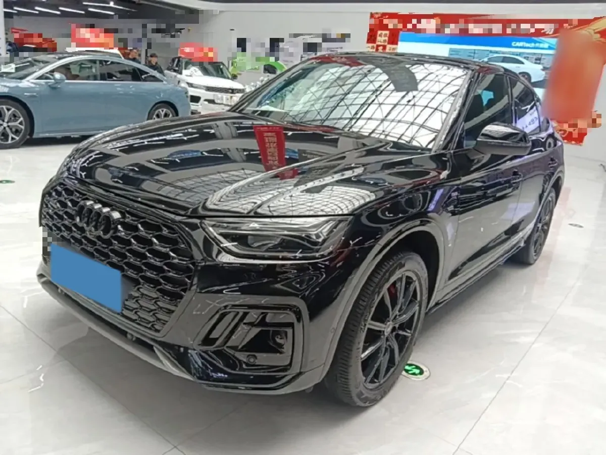 2024 Audi Q5L Sportback 2.0T 190HP L4 7DCT,autocango,china used car exporter,china ev exporter,chinese used car exporter,chinese used ev exporter