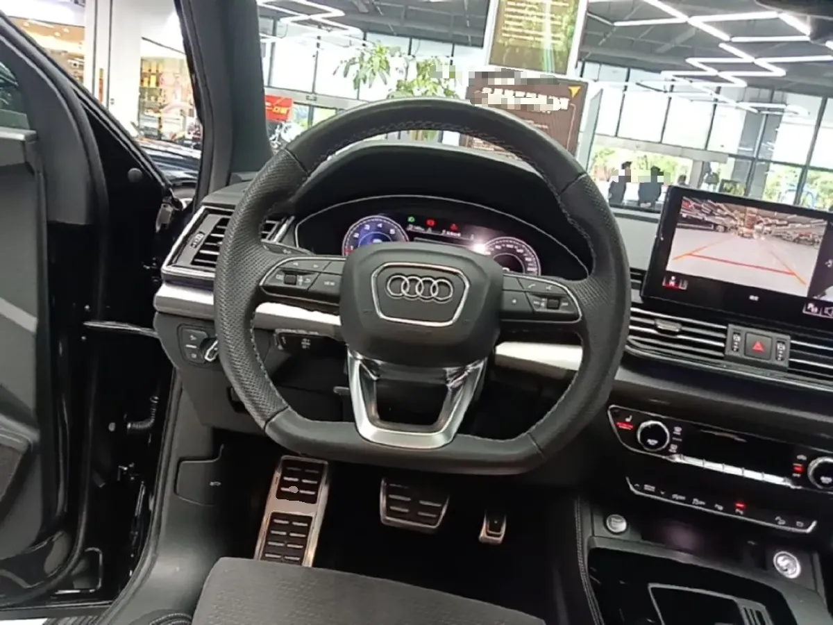 2024 Audi Q5L Sportback 2.0T 190HP L4 7DCT,autocango,china used car exporter,china ev exporter,chinese used car exporter,chinese used ev exporter