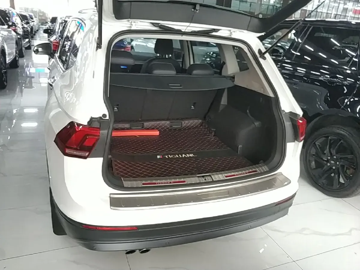 2019 Volkswagen Tiguan L 2.0T 186HP L4 7DCT,autocango,china used car exporter,china ev exporter,chinese used car exporter,chinese used ev exporter