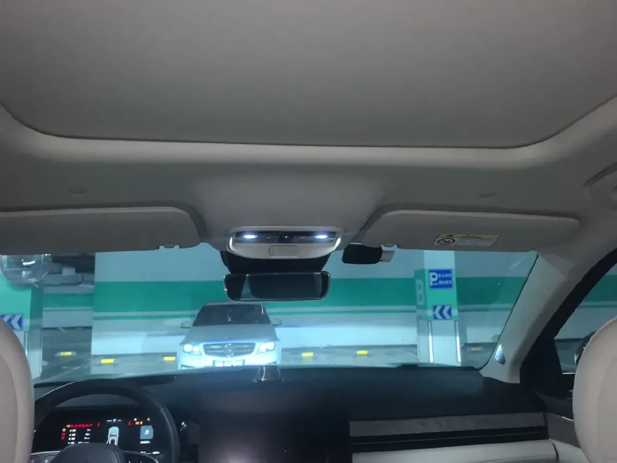 2022 AITO AITO M7 Range Extended 125HP REEV 40KWH,autocango,china used car exporter,china ev exporter,chinese used car exporter,chinese used ev exporter