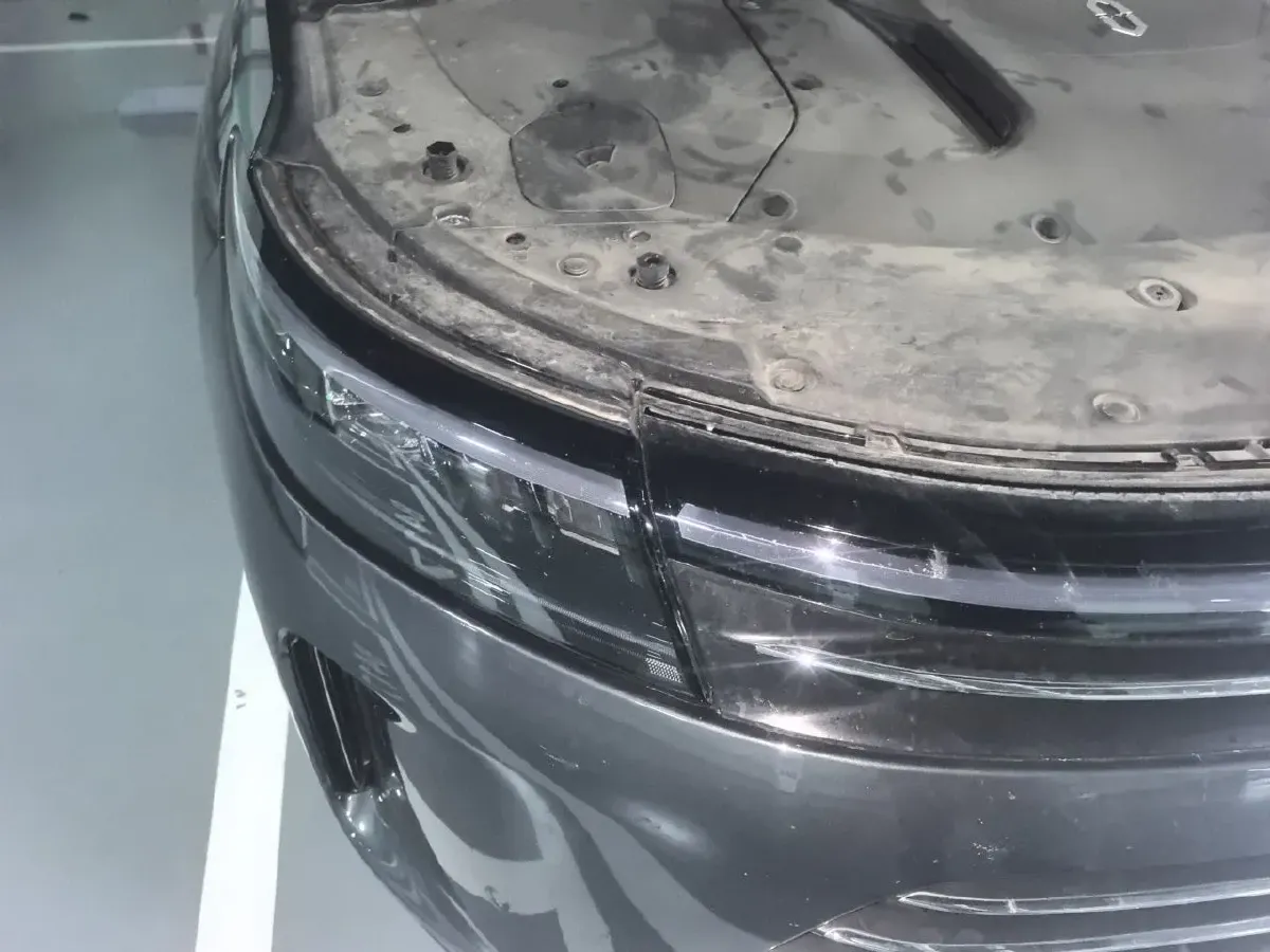 2022 AITO AITO M7 Range Extended 125HP REEV 40KWH,autocango,china used car exporter,china ev exporter,chinese used car exporter,chinese used ev exporter