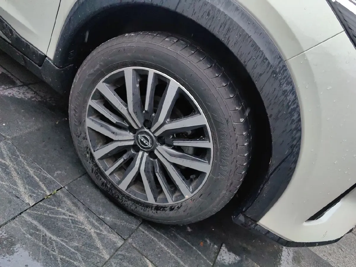 2023 Nissan Kicks 1.5L 122HP L4 CVT,autocango,china used car exporter,china ev exporter,chinese used car exporter,chinese used ev exporter