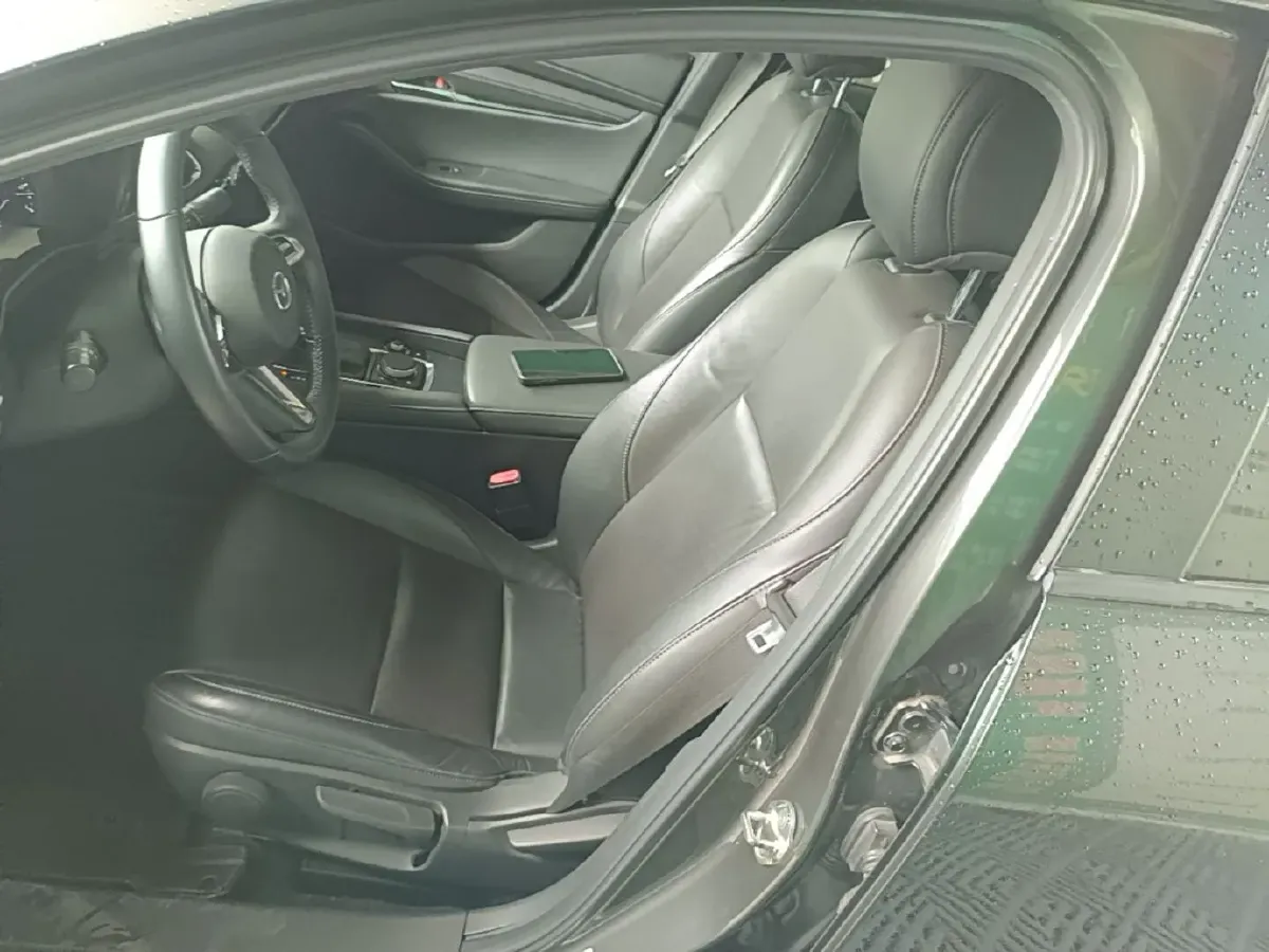 2020 Mazda 3 Axela 2.0L 158HP L4 6AT,autocango,china used car exporter,china ev exporter,chinese used car exporter,chinese used ev exporter