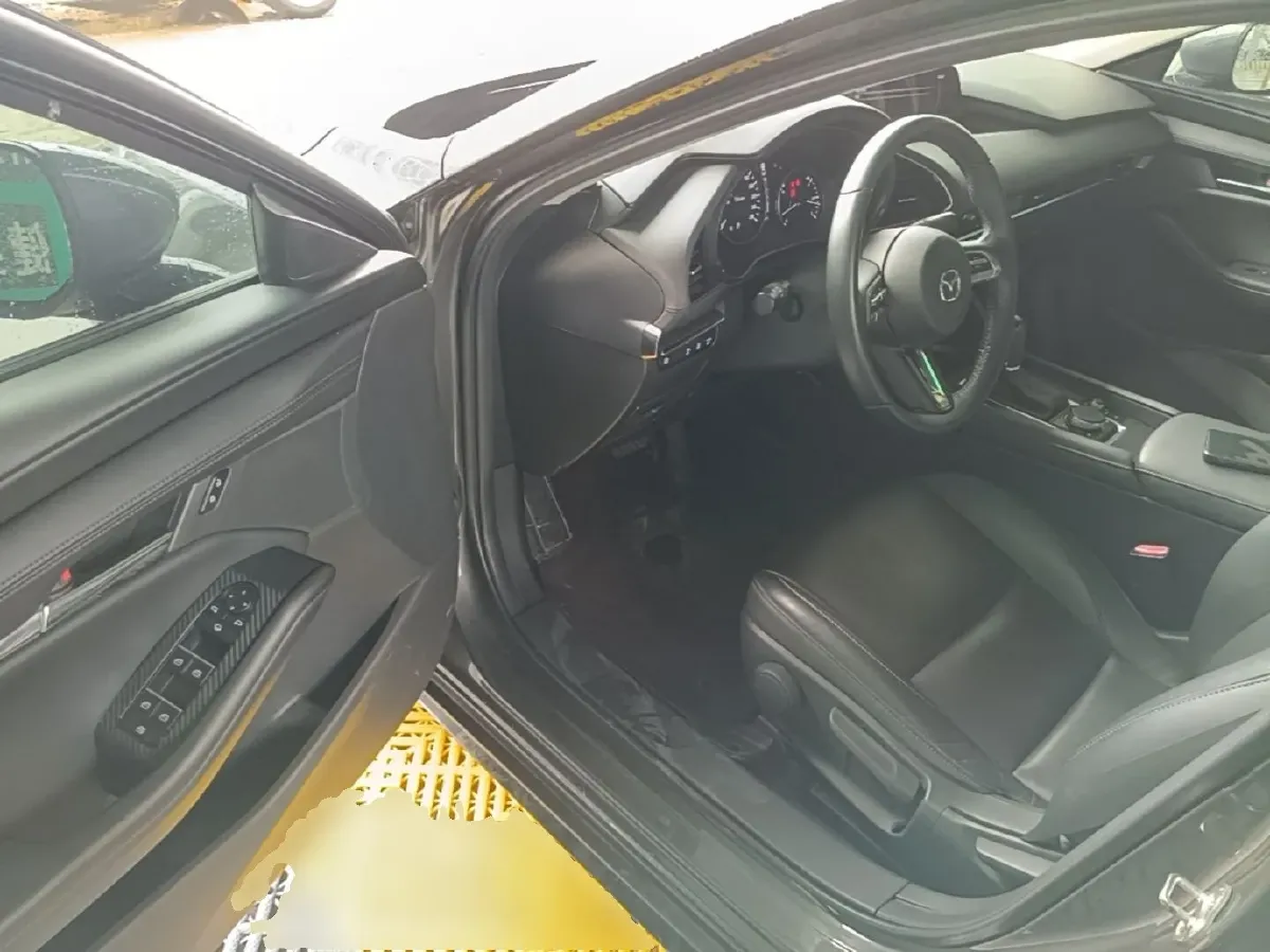2020 Mazda 3 Axela 2.0L 158HP L4 6AT,autocango,china used car exporter,china ev exporter,chinese used car exporter,chinese used ev exporter